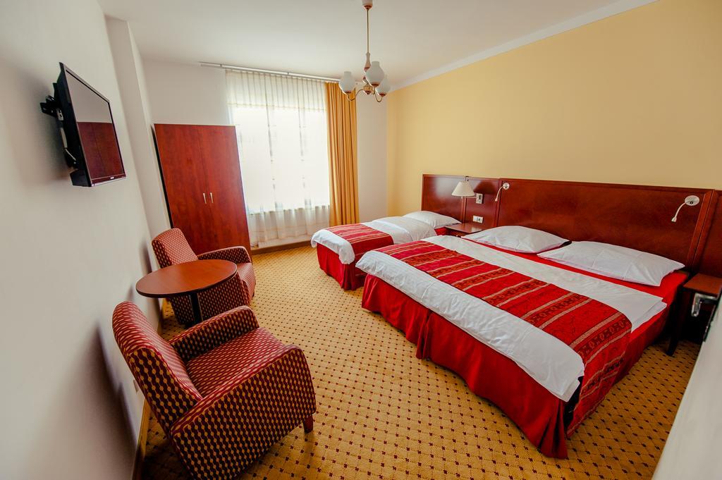 Penzion Karolinka Hotel Kroměříž Exterior foto