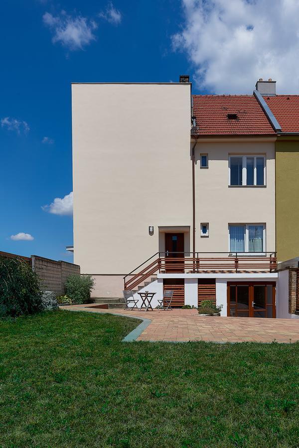 Penzion Karolinka Hotel Kroměříž Exterior foto